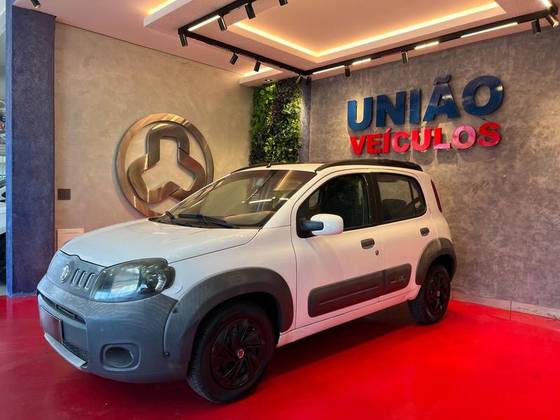 FIAT UNO 1.4 ATTRACTIVE 8V FLEX 2P MANUAL FIAT UNO 1.4 ATTRACTIVE 8V FLEX 2P MANUAL